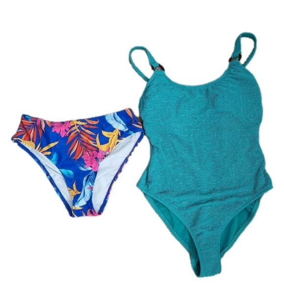 Swimwear Bundle Cupshe /Shade & Shore Size Small - Picture 1 of 6